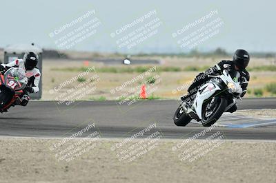 media/Apr-18-2025-TrackDaz (Fri) [[45f5874c44]]/C Group/Session 1 (Turn 7)/